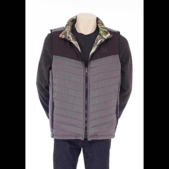 🌟 Realtree Reversible Vest - Picture 1 of 11